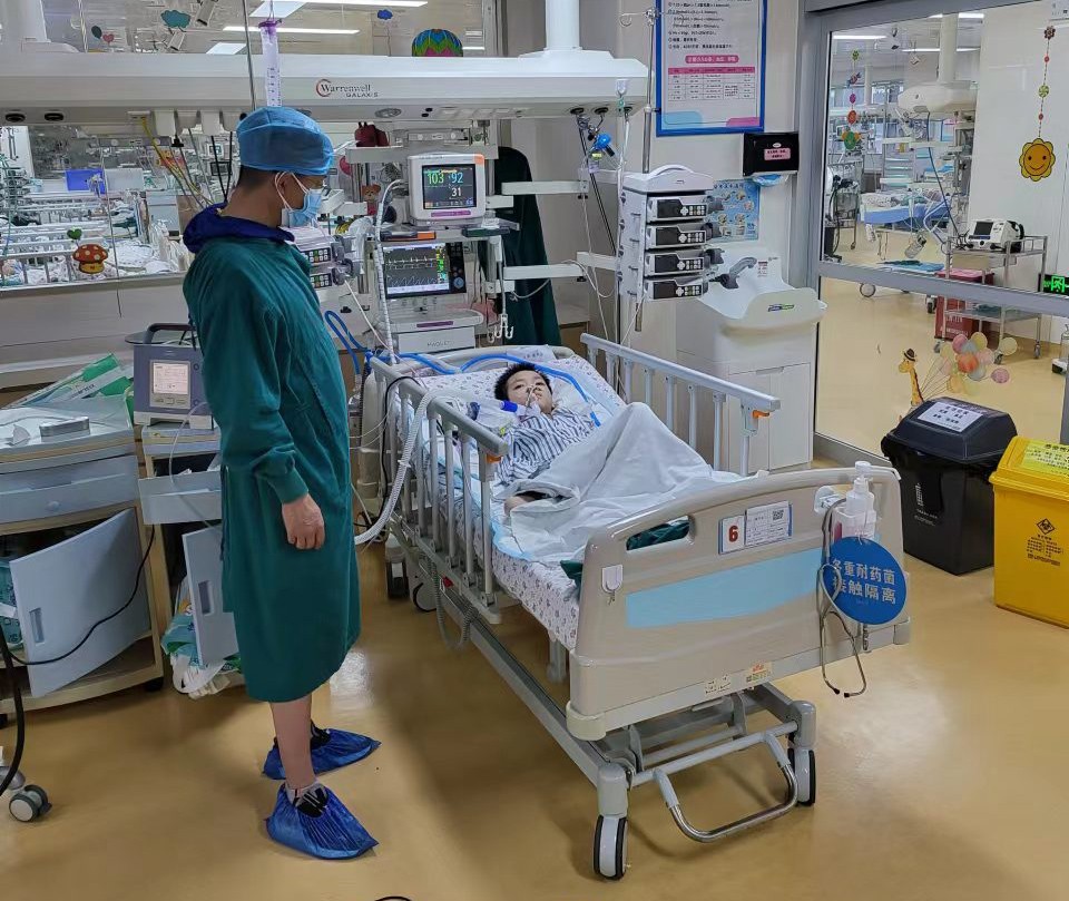 德安县跨省救护车出租公司