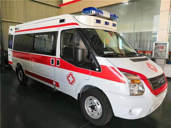 德安县福特V362救护车